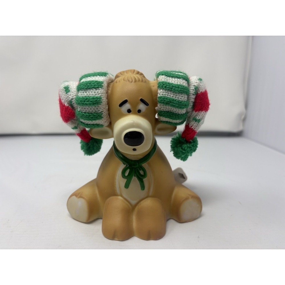 Vintage 1980's Holiday Christmas Around The World Lighted Reindeer Nostalgic
